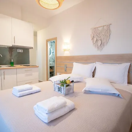 Magdalena Seaside Apartments Nea Roda Zewnętrze zdjęcie